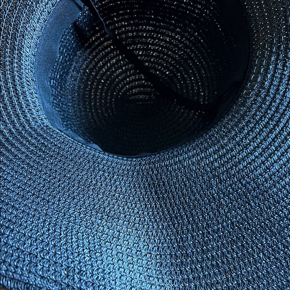 ⭐️ SHEIN Chic Black Sun Hat - Picture 3 of 4